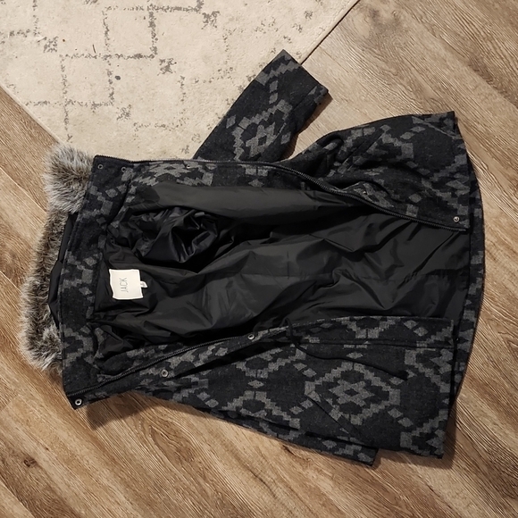 Jack Wool Mix Jacket Size Small Black Grey Argyle Faux Fur Attached Hood - Picture 6 of 7